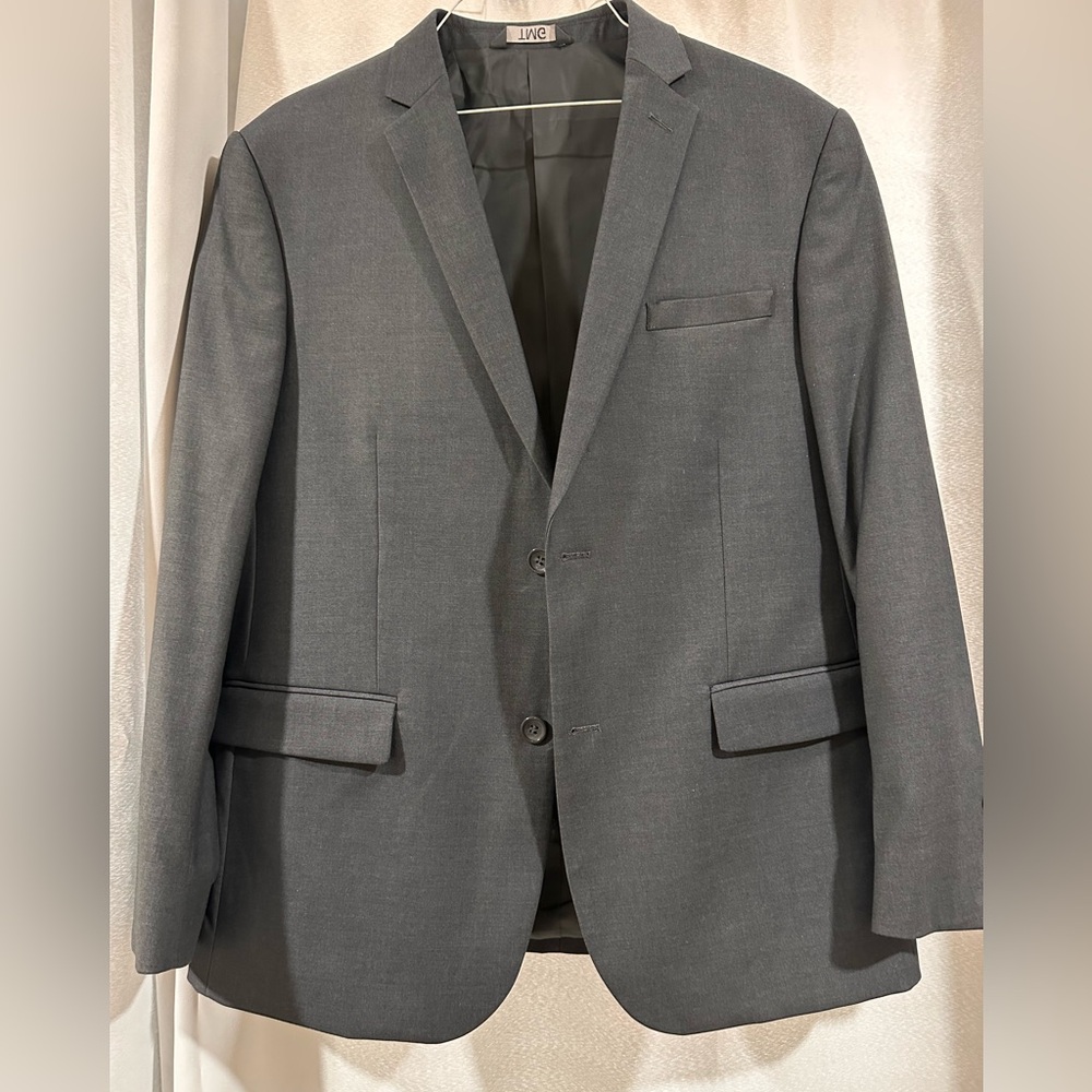 Grey modern fit Men's 3-Piece Suit by Modern Groom